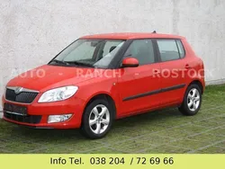 Rot Gebraucht 2010 Skoda Fabia Limousine | 2.150 € (Superpreis)