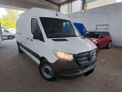 Arktisweiss Gebraucht 2022 Mercedes E-Sprinter Van | 17.731 €