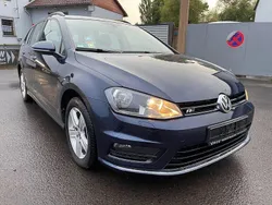 Blau Gebraucht 2016 VW Golf VII R-line Kombi | 11.799 € (Fairer Preis)