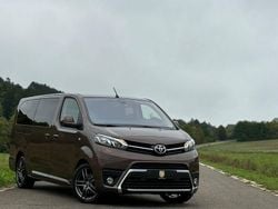 Braun Gebraucht 2022 Toyota Proace Verso Van / Kleinbus | 34.999 € (Guter Preis)