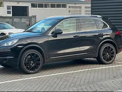 Schwarz Gebraucht 2013 Porsche Cayenne SUV | 22.750 € (Fairer Preis)
