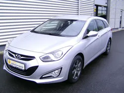 Silber metallic Gebraucht 2013 Hyundai i40 Edition Kombi | 12.980 €
