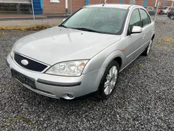Silber Gebraucht 2001 Ford Mondeo Limousine | 990 € (Fairer Preis)