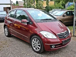 Rot Gebraucht 2009 Mercedes A180 Edition Limousine | 5.899 € (Fairer Preis)