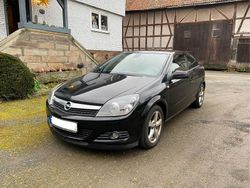 Schwarz Gebraucht 2008 Opel Astra GTC Limousine | 4.900 € (Teuer)