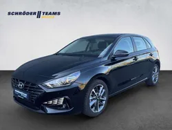 Schwarz Gebraucht 2024 Hyundai i30 Trend Limousine | 20.290 € (Fairer Preis)