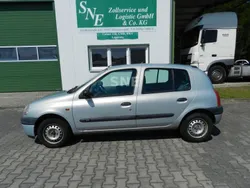 Grau Gebraucht 1999 Renault Clio II Limousine | 690 € (Guter Preis)