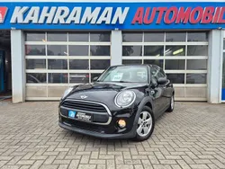 Schwarz Gebraucht 2015 Mini ONE Kleinwagen | 9.399 € (Guter Preis)