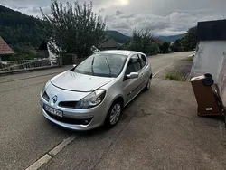 Silber Gebraucht 2008 Renault Clio II Limousine | 1.800 € (Fairer Preis)
