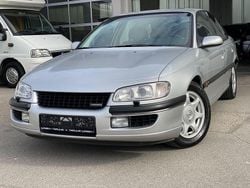 Silber Gebraucht 1998 Opel Omega Limousine | 9.624 €