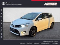 Schneeweiß Gebraucht 2017 Toyota Verso Edition-S Van / Kleinbus | 15.690 € (Fairer Preis)
