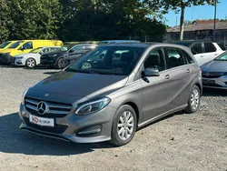 Grau Gebraucht 2015 Mercedes B180 Van / Kleinbus | 12.900 € (Fairer Preis)