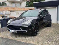 Schwarz Gebraucht 2010 Porsche Cayenne Turbo SUV | 14.900 €
