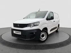 Opal weiss Gebraucht 2021 Peugeot Partner Van / Kleinbus | 15.450 € (Guter Preis)