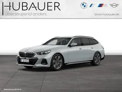 Brooklyn grau Gebraucht 2025 BMW 520 M Sport Kombi | 57.499 € (Fairer Preis)