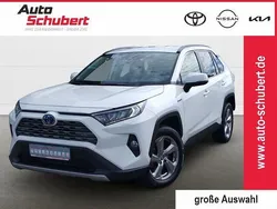 Pure) white ii (weiss Gebraucht 2021 Toyota RAV4 Hybrid Team SUV | 31.690 € (Fairer Preis)
