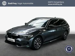 Mineralgrau metallic Gebraucht 2022 BMW 330e Sport Line Kombi | 26.430 € (Guter Preis)