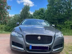 Grau Gebraucht 2016 Jaguar XF Portfolio Limousine | 14.000 € (Superpreis)