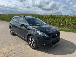 Noir perla nera Gebraucht 2018 Peugeot 2008 Allure GT-Line SUV | 7.500 €