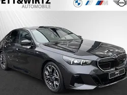 Schwarz Neu 2025 BMW i5 Comfort Edition Limousine | 85.990 €