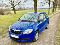 Blau Gebraucht 2009 Skoda Fabia Limousine | 1.300 € (Guter Preis)
