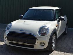 Weiß Gebraucht 2017 Mini One D Kleinwagen | 5.800 € (Guter Preis)