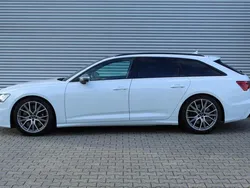 Weiß Gebraucht 2019 Audi S6 Ambiente Kombi | 50.280 € (Teuer)