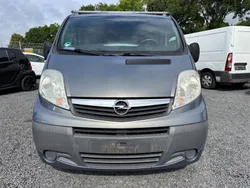 Stahlgrau Gebraucht 2011 Opel Vivaro Van | 6.450 € (Superpreis)