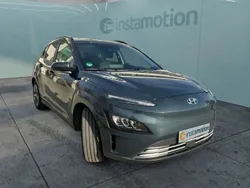 Blau Gebraucht 2022 Hyundai Kona Trend SUV | 22.150 € (Etwas zu teuer)