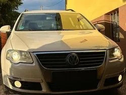 Weiß Gebraucht 2010 VW Passat Kombi | 2.000 € (Guter Preis)
