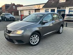 Grau Gebraucht 2014 Seat Ibiza ST Kombi | 6.989 € (Etwas zu teuer)