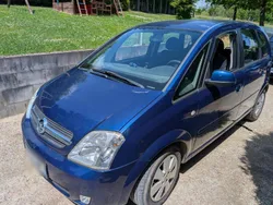 Blau Gebraucht 2005 Opel Meriva Van / Kleinbus | 2.400 € (Fairer Preis)