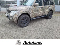 Schwarz Gebraucht 2014 Mitsubishi Pajero Edition SUV | 33.990 €