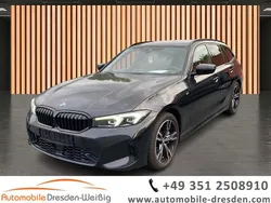 Schwarz schwarz (metallic) Gebraucht 2024 BMW 330 Shadowline Kombi | 39.980 € (Superpreis)
