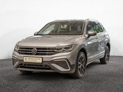 Pyritsilber metallic Gebraucht 2024 VW Tiguan Allspace Move SUV | 42.655 € (Guter Preis)