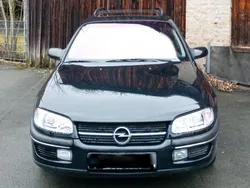 Schwarz Gebraucht 1998 Opel Omega Kombi | 2.800 € (Etwas zu teuer)