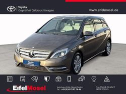 Braun Gebraucht 2013 Mercedes B200 Van / Kleinbus | 14.790 € (Fairer Preis)