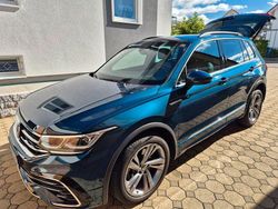 Schwarz Gebraucht 2023 VW Tiguan R-line SUV | 38.300 € (Fairer Preis)