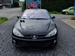 Schwarz Gebraucht 2002 Peugeot 206 CC Cabrio | 700 € (Superpreis)