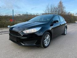 Schwarz Gebraucht 2015 Ford Focus Limousine | 8.200 € (Guter Preis)
