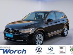 Deep black perleffekt Gebraucht 2022 VW Tiguan Active SUV | 25.949 € (Guter Preis)