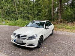 Weiß Gebraucht 2011 Mercedes C350 Limousine | 16.000 € (Fairer Preis)