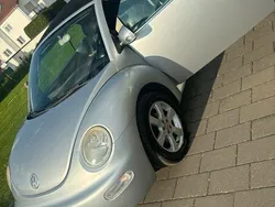 Silber Gebraucht 2004 VW Beetle Cabrio | 4.800 €