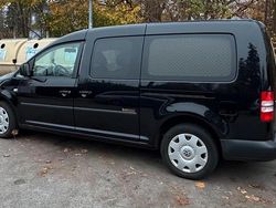 Schwarz Gebraucht 2011 VW Caddy Van / Kleinbus | 9.900 €