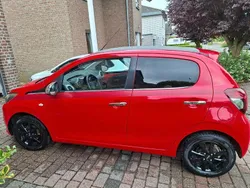 Rot Gebraucht 2014 Peugeot 108 Allure Kleinwagen | 5.499 € (Fairer Preis)