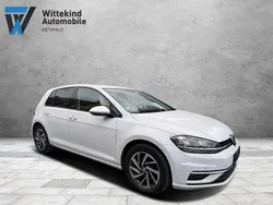Weiß Gebraucht 2018 VW Golf VII Sound Limousine | 9.200 € (Fairer Preis)