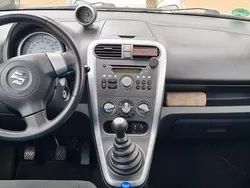 Weiß Gebraucht 2009 Suzuki Splash Kleinwagen | 2.800 € (Fairer Preis)