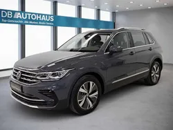 Grau Gebraucht 2021 VW Tiguan Elegance SUV | 23.820 € (Superpreis)