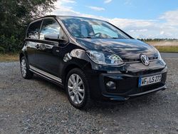 Schwarz Gebraucht 2017 VW up! CLUB Kleinwagen | 7.100 € (Guter Preis)