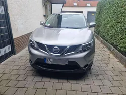 Silber Gebraucht 2015 Nissan Qashqai 360º SUV | 12.000 € (Fairer Preis)